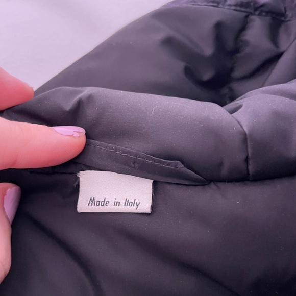 Authentic Gucci Down Puffer Winter Jacket - Picture 5 of 10